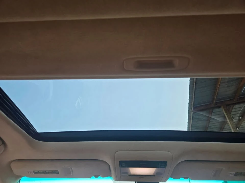 2015 Lexus LS 4th Gen - Image 12 of 20
