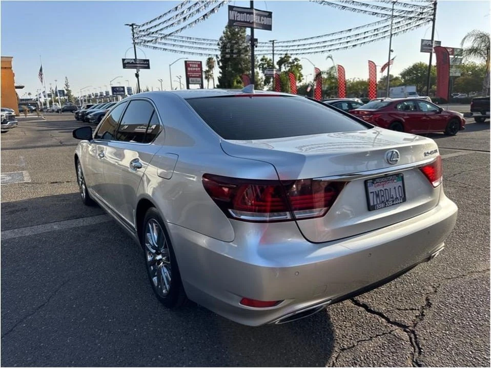 2015 Lexus LS 4th Gen - Image 6 of 20