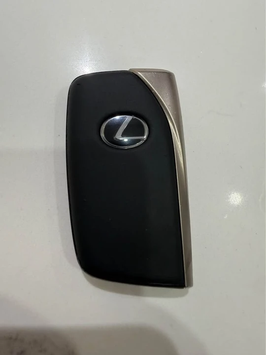 2015 Lexus LS 4th Gen - Image 15 of 15