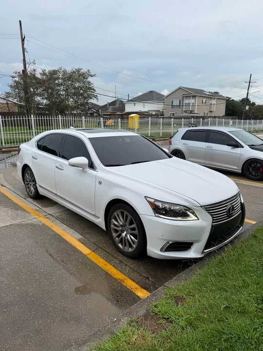 2015 Lexus LS 4th Gen - Image 6 of 15