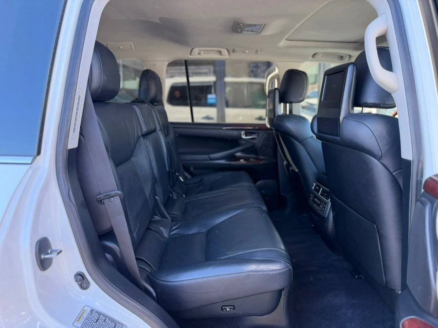 2015 Lexus LX 3rd Gen - Image 13 of 20
