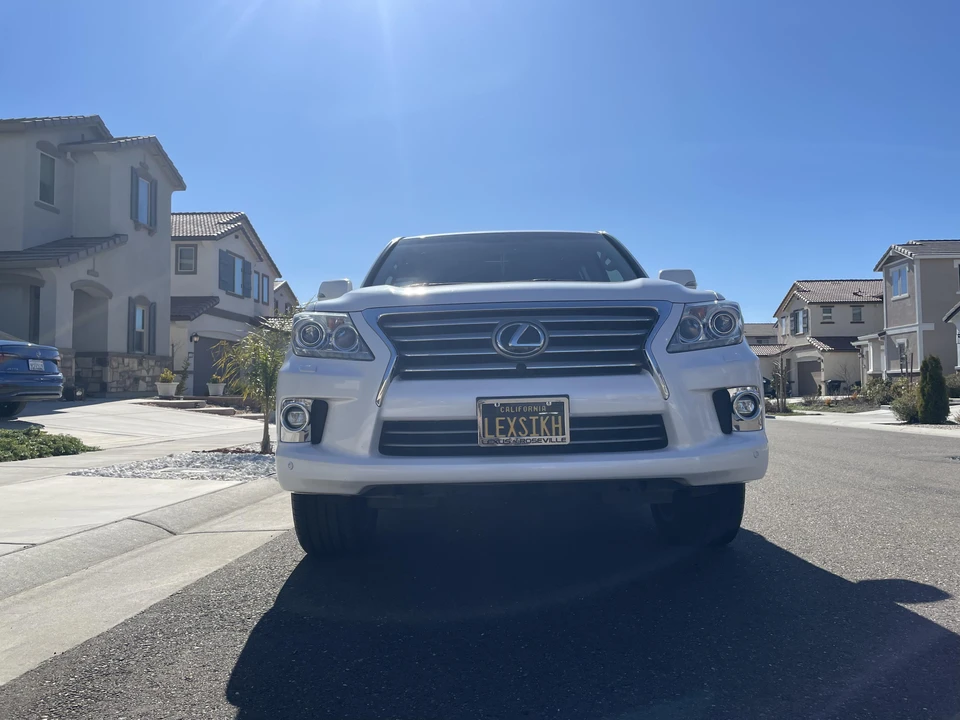 2015 Lexus LX 3rd Gen - Image 6 of 31