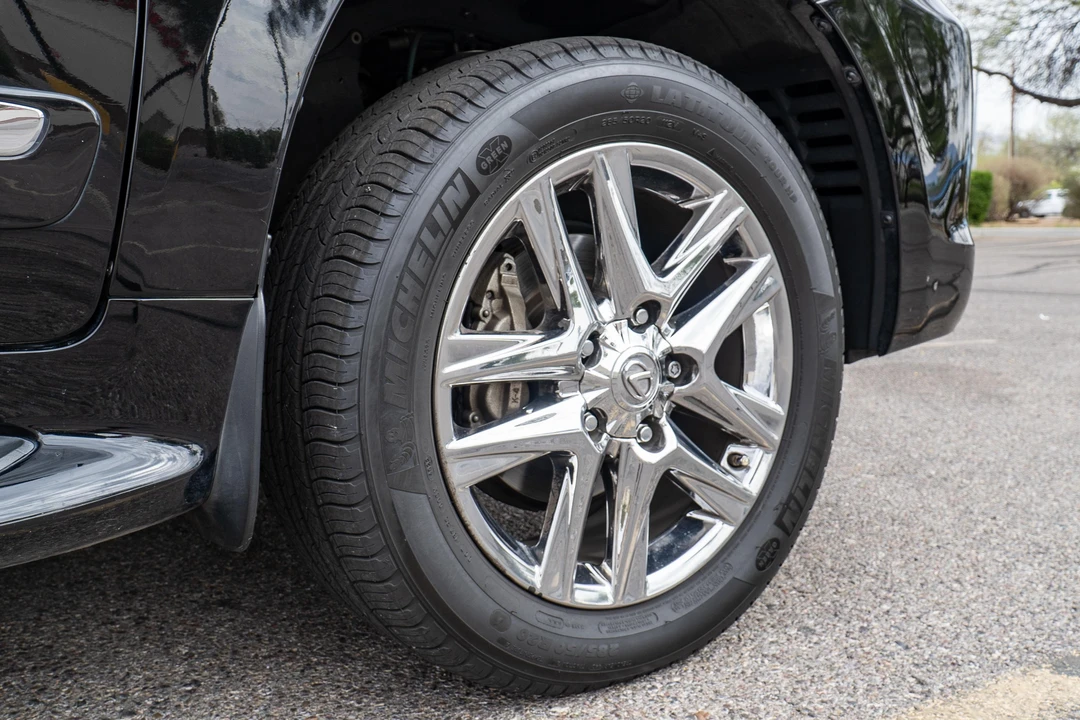 2015 Lexus LX 3rd Gen - Image 24 of 31