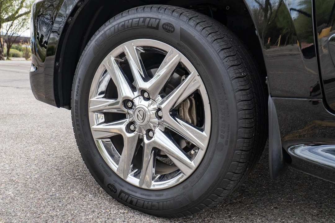 2015 Lexus LX 3rd Gen - Image 21 of 31