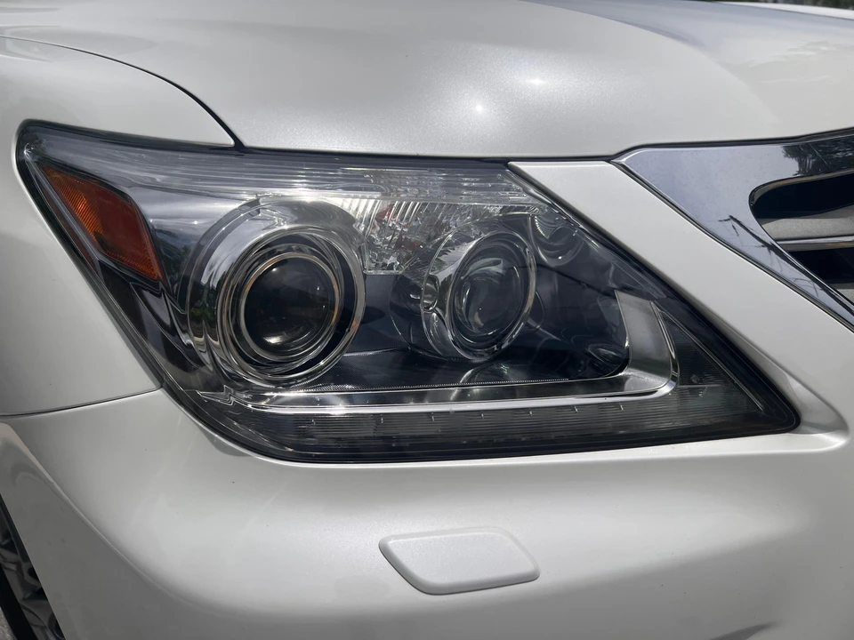 2015 Lexus LX 3rd Gen - Image 29 of 31