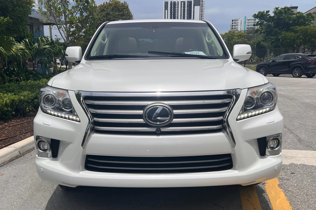 2015 Lexus LX 3rd Gen - Image 2 of 31