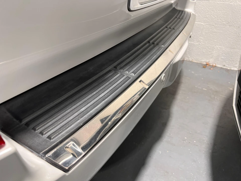 2015 Lexus LX 3rd Gen - Image 23 of 31