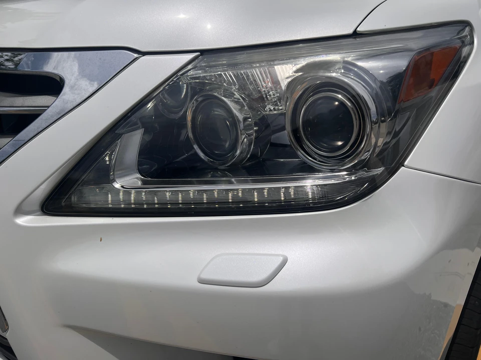 2015 Lexus LX 3rd Gen - Image 18 of 31