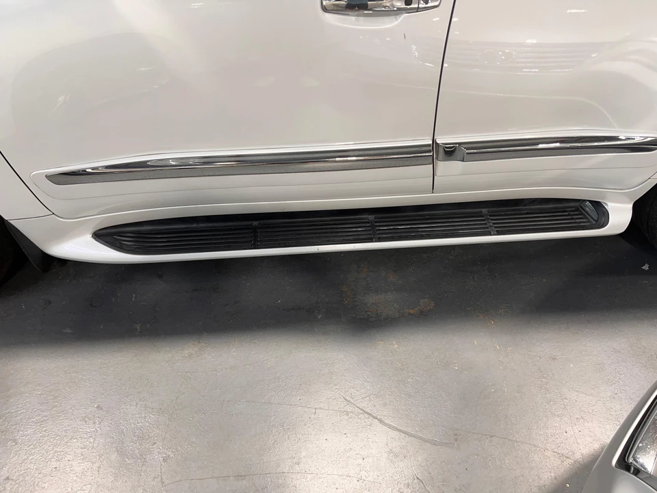 2015 Lexus LX 3rd Gen - Image 20 of 31