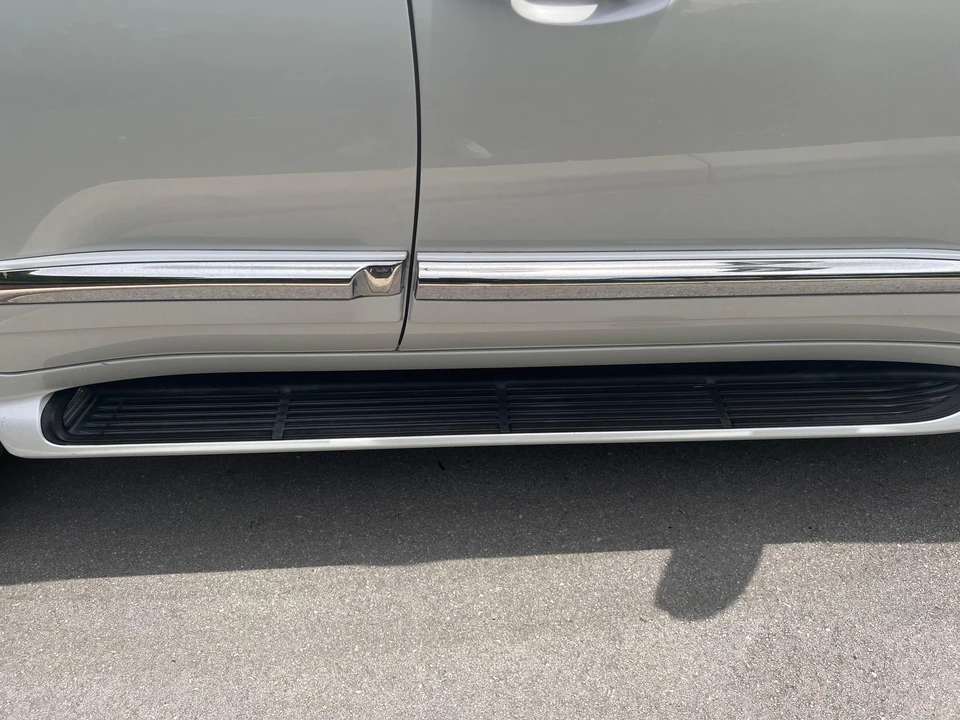 2015 Lexus LX 3rd Gen - Image 28 of 31