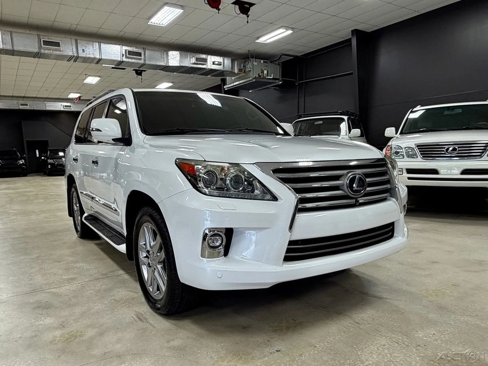 2015 Lexus LX 3rd Gen - Image 5 of 12