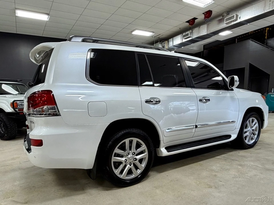 2015 Lexus LX 3rd Gen - Image 7 of 12