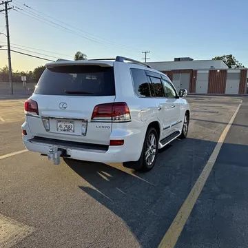 2015 Lexus LX 570 Sport Utility 4D