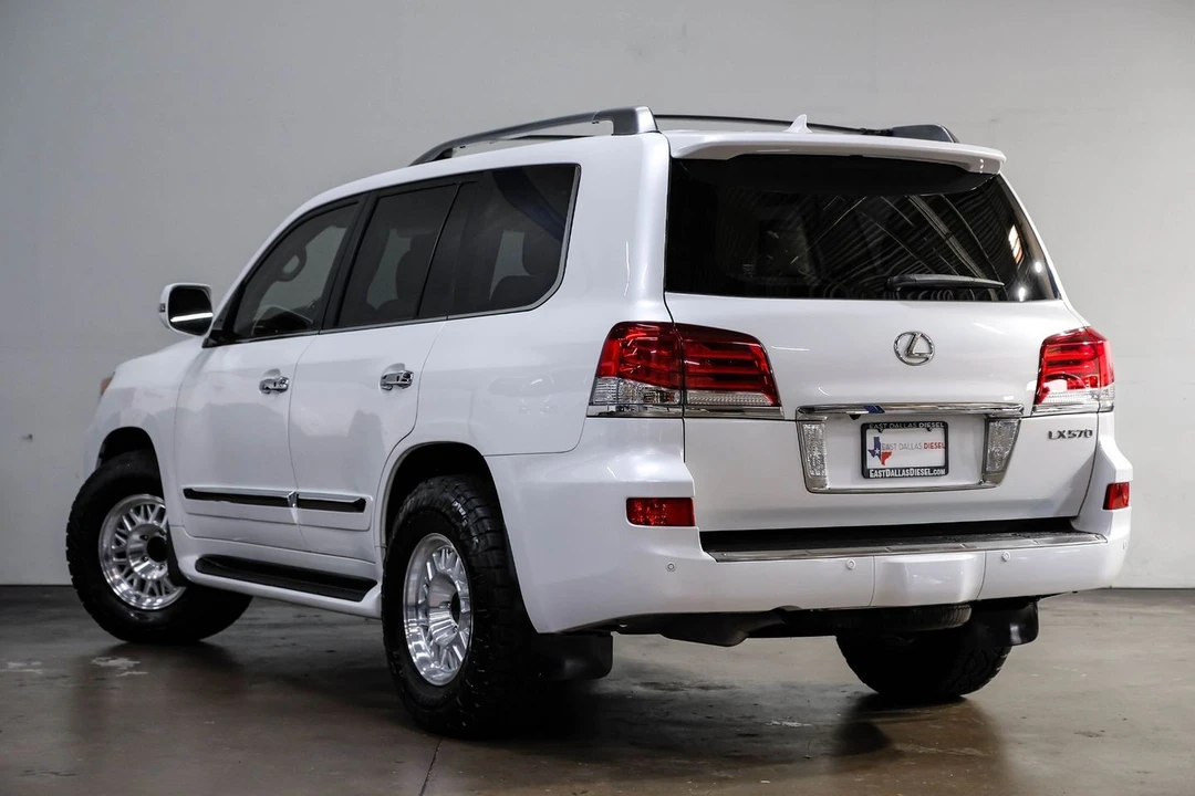 2015 Lexus LX 3rd Gen - Image 15 of 21