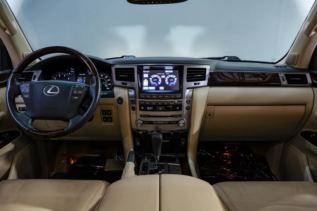 2015 Lexus LX 3rd Gen - Image 20 of 21