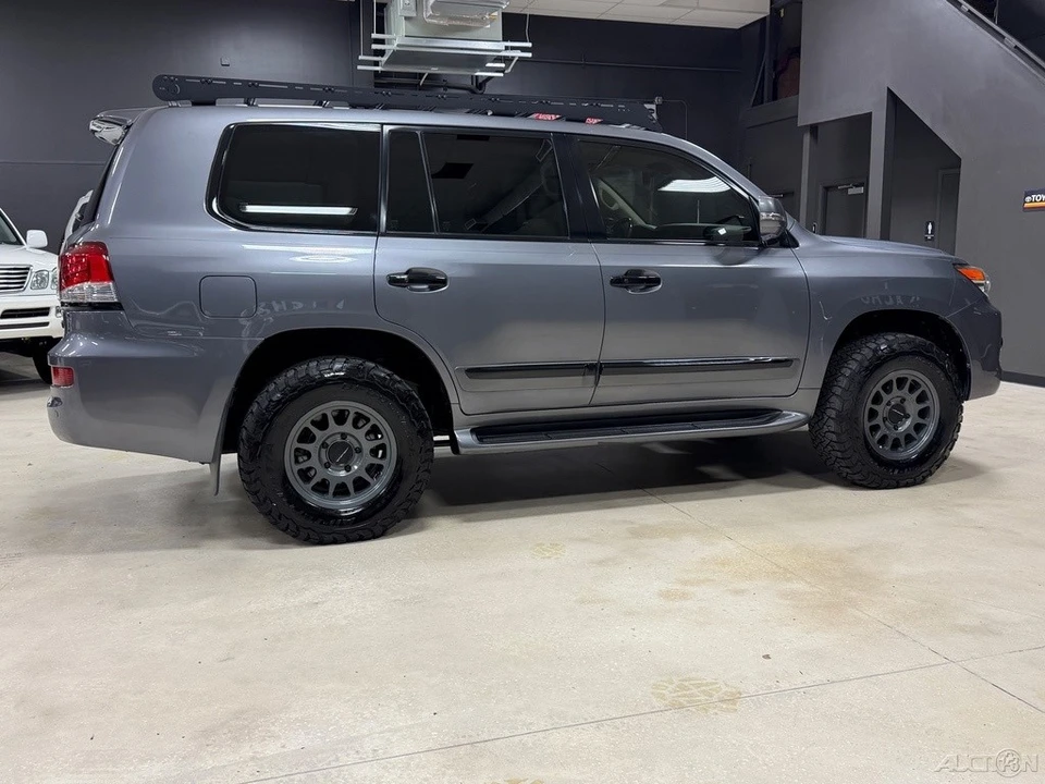2015 Lexus LX 3rd Gen - Image 9 of 12