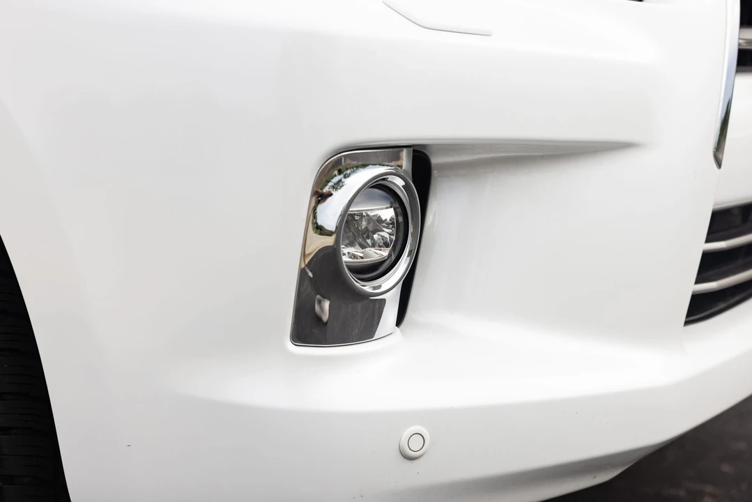 2015 Lexus LX 3rd Gen - Image 29 of 31