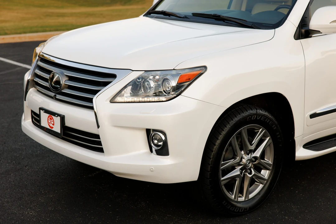 2015 Lexus LX 3rd Gen - Image 31 of 31