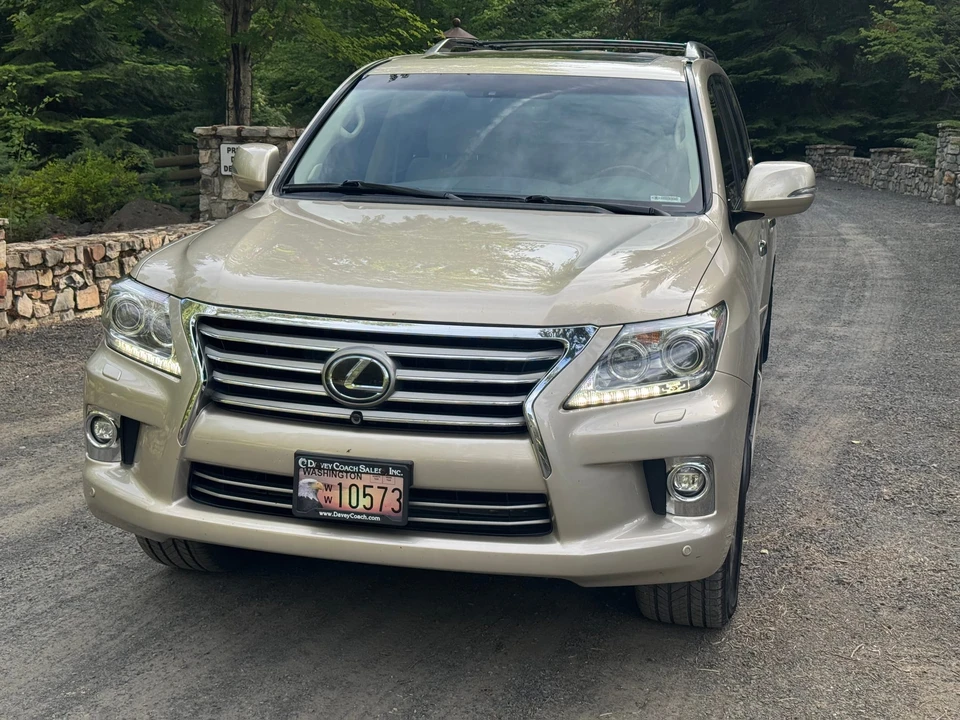 2015 Lexus LX 3rd Gen - Image 2 of 31