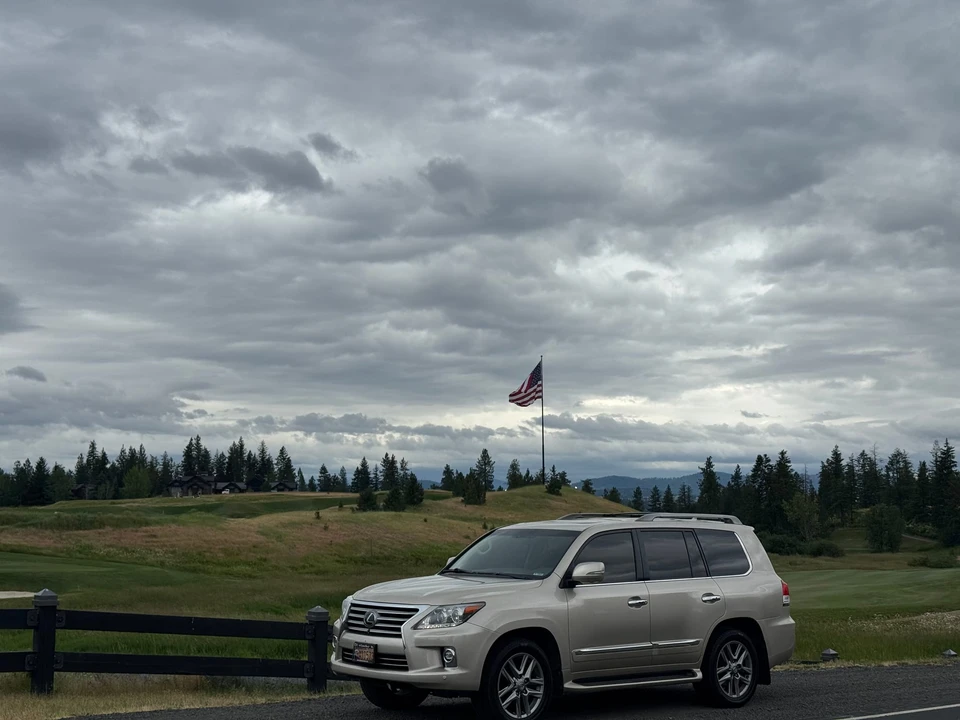 2015 Lexus LX 3rd Gen - Image 5 of 31