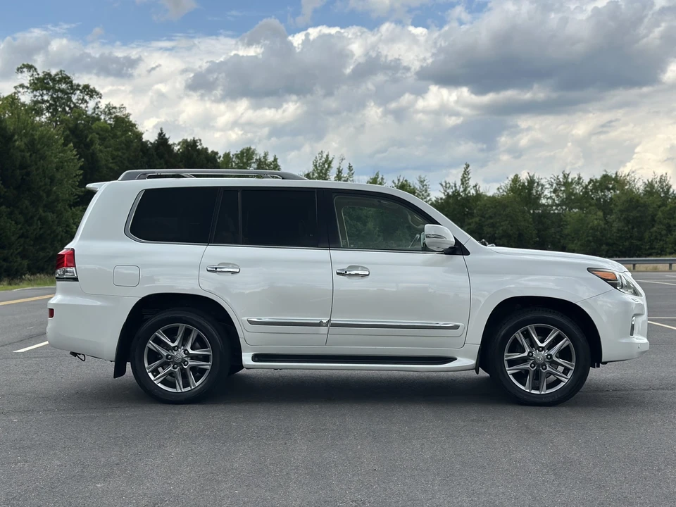 2015 Lexus LX 3rd Gen - Image 7 of 31