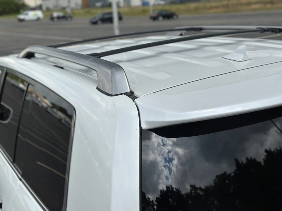 2015 Lexus LX 3rd Gen - Image 15 of 31