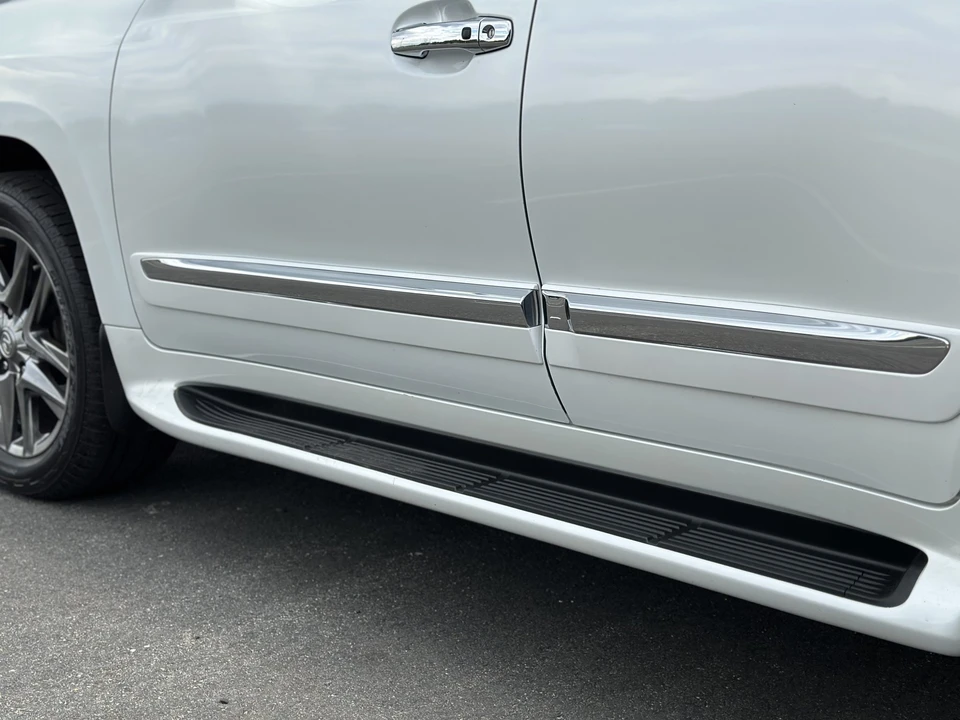 2015 Lexus LX 3rd Gen - Image 12 of 31