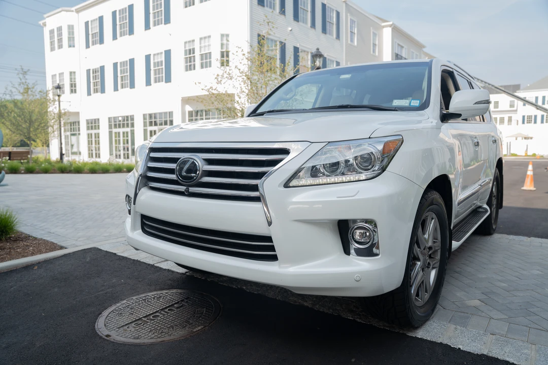 2015 Lexus LX 3rd Gen - Image 3 of 31