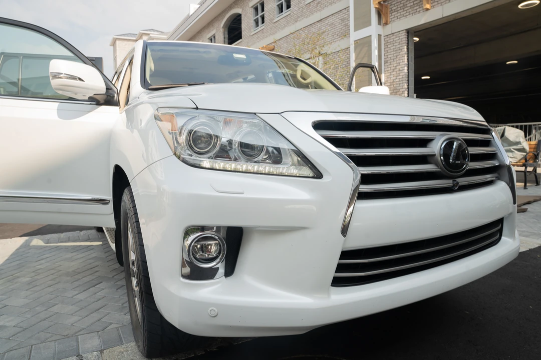 2015 Lexus LX 3rd Gen - Image 20 of 31