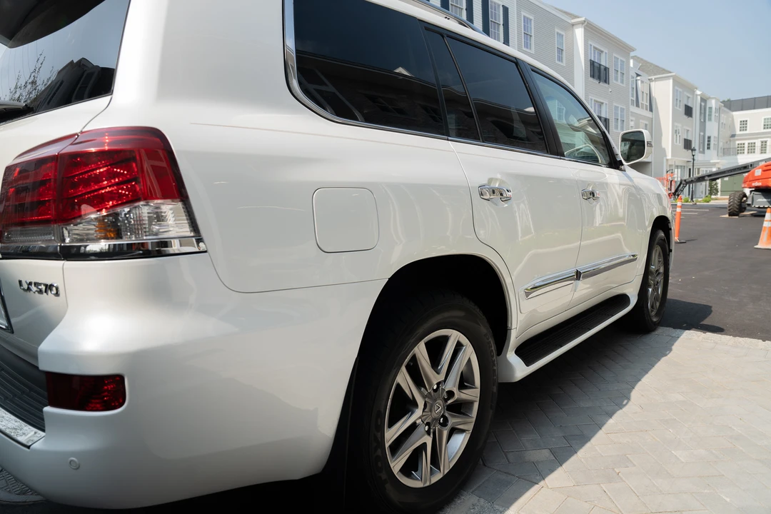 2015 Lexus LX 3rd Gen - Image 25 of 31