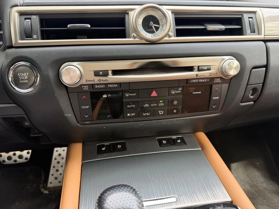 2015 Lexus GS 4th Gen - Image 8 of 11