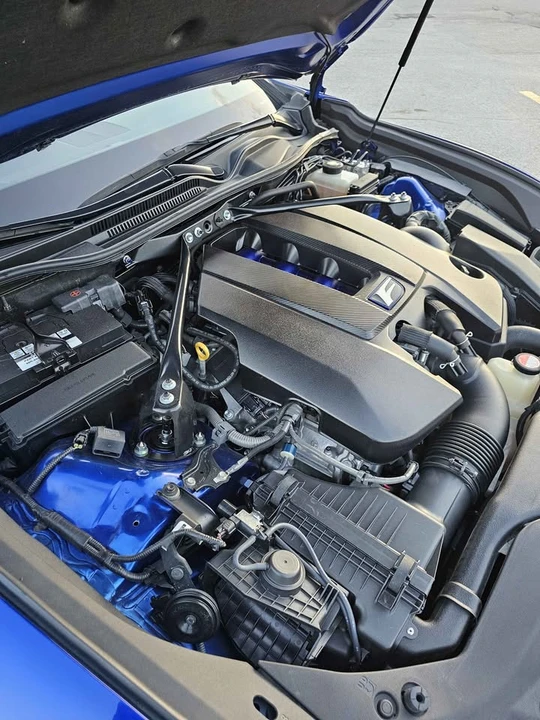 2015 Lexus RC F - Image 7 of 14