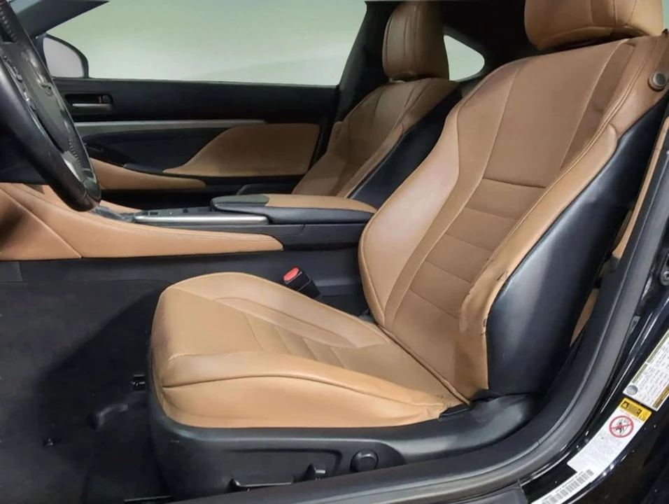 2015 Lexus RC - Image 11 of 20