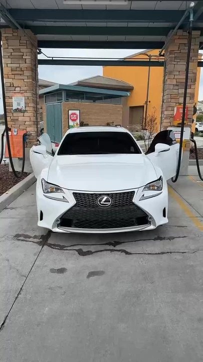 2015 Lexus RC - Image 5 of 5