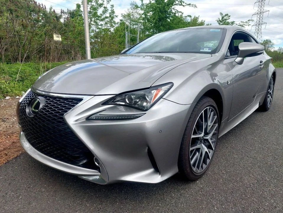 2015 Lexus RC - Image 2 of 14