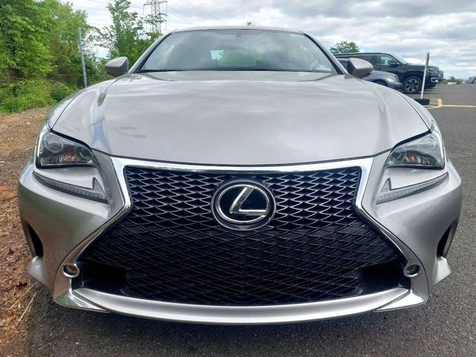2015 Lexus RC - Image 8 of 14