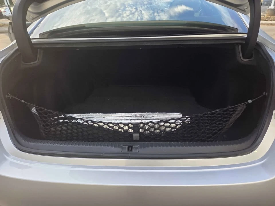 2015 Lexus RC - Image 14 of 17