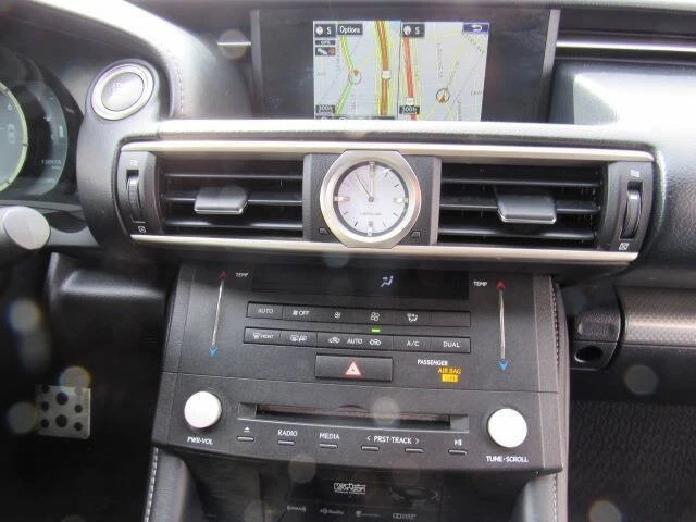 2015 Lexus RC - Image 20 of 20