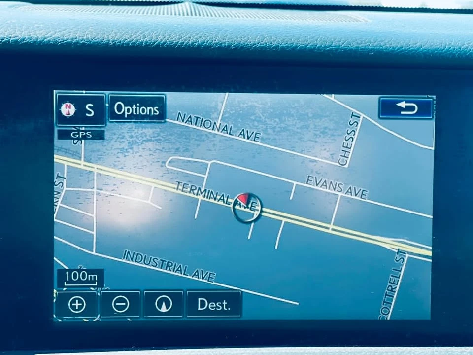 2015 Lexus RC - Image 19 of 19