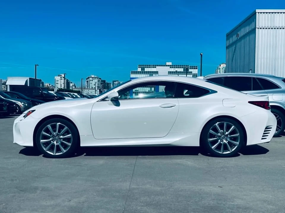 2015 Lexus RC - Image 4 of 19