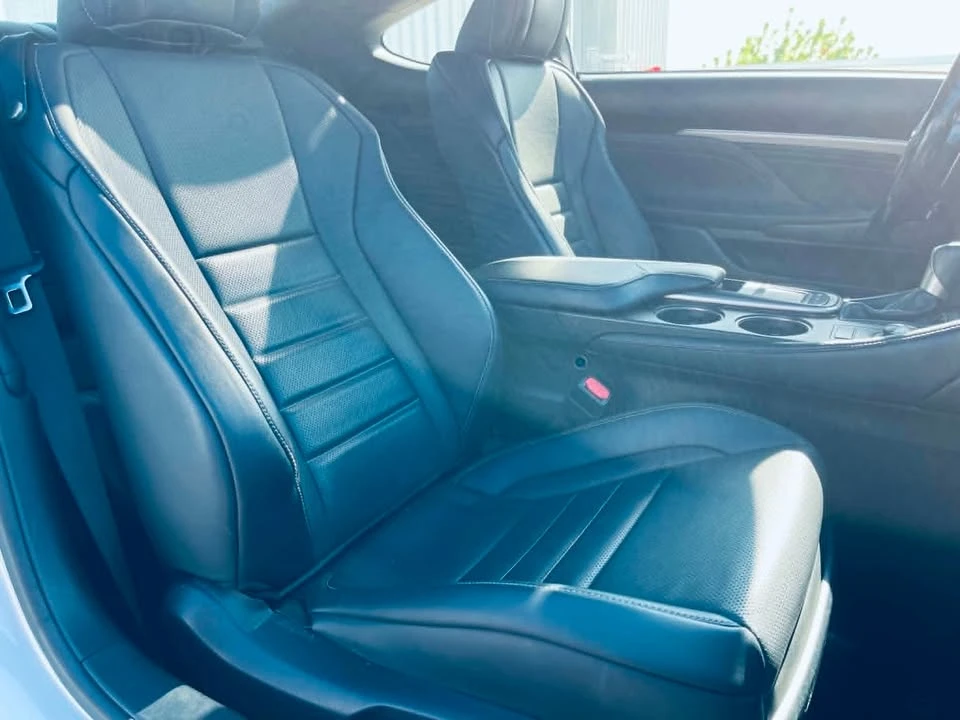 2015 Lexus RC - Image 12 of 19