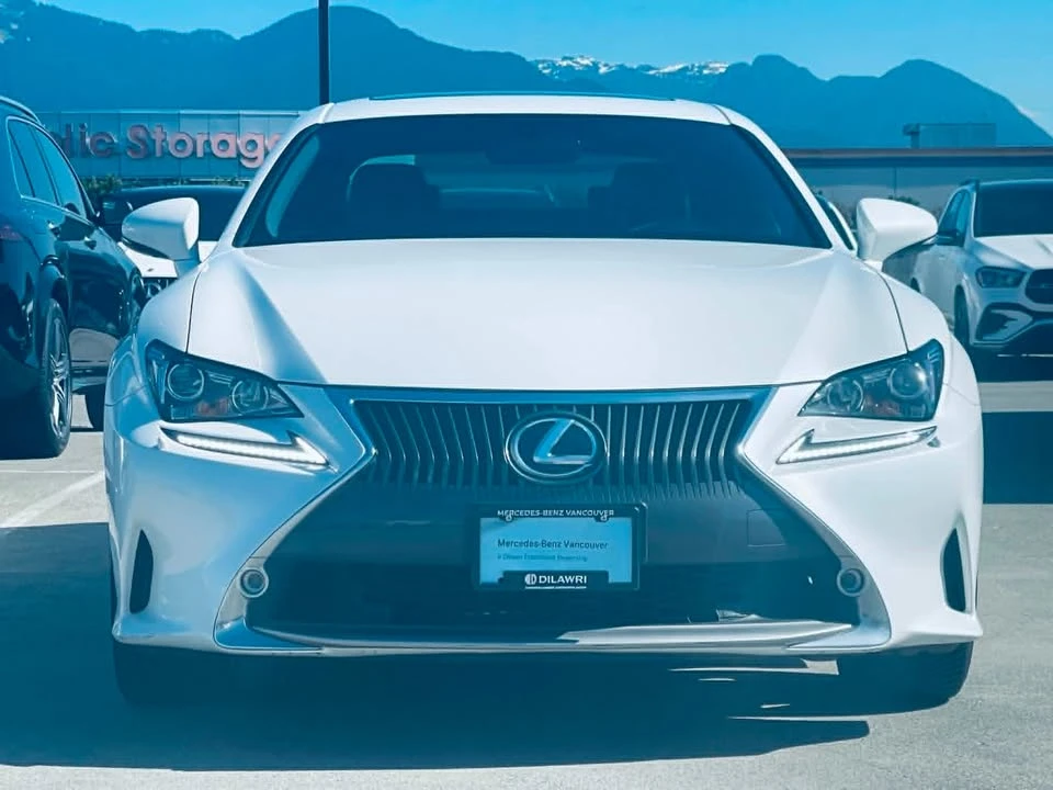 2015 Lexus RC - Image 2 of 19