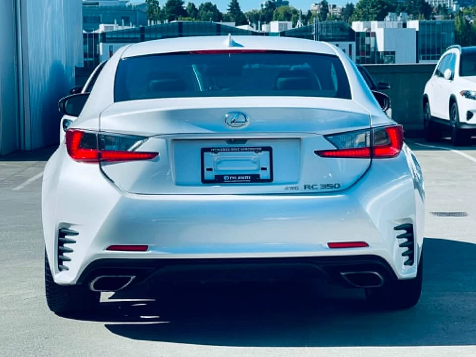 2015 Lexus RC - Image 6 of 19