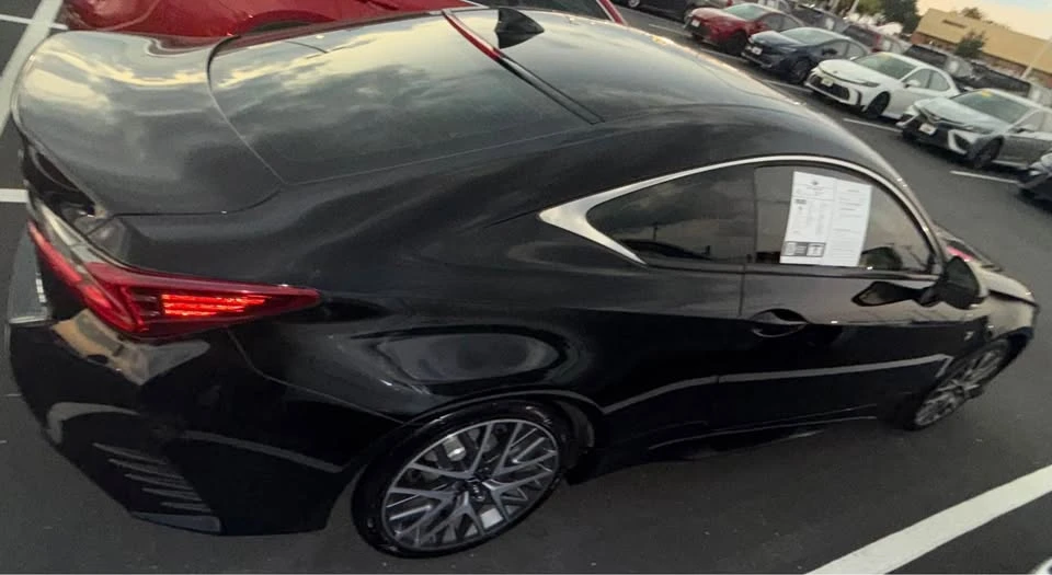 2015 Lexus RC - Image 7 of 16