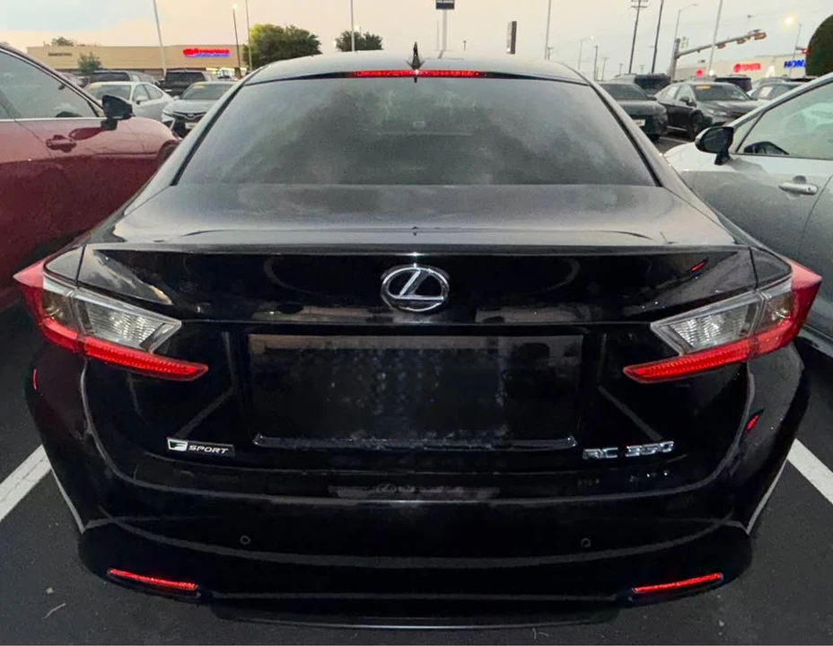 2015 Lexus RC - Image 14 of 16