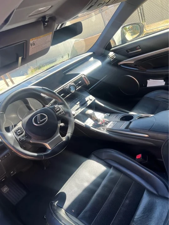 2015 Lexus RC - Image 5 of 6