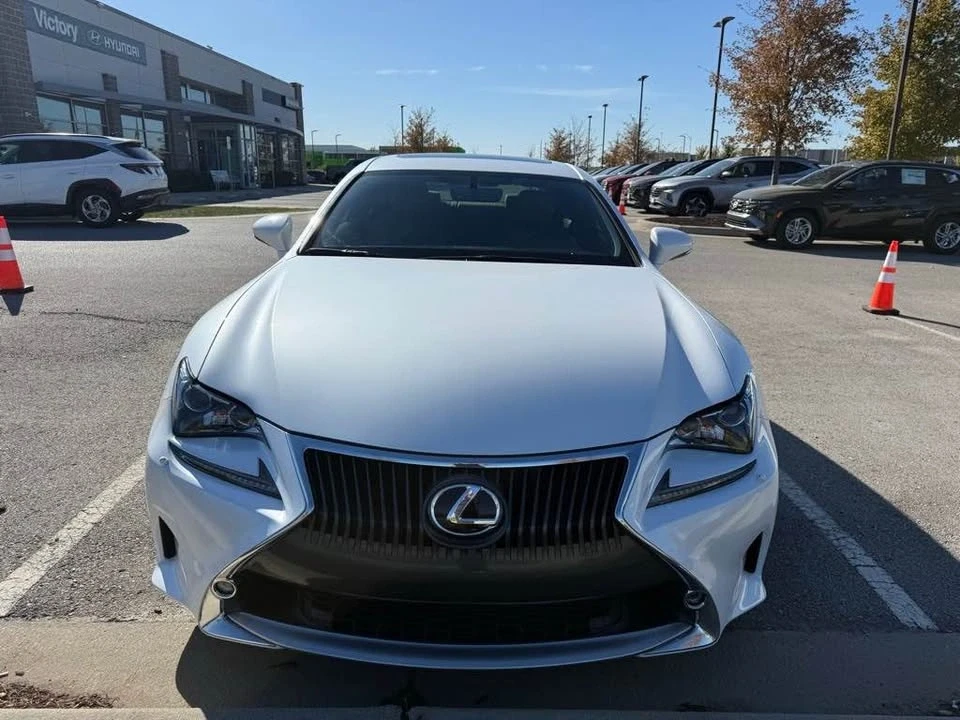 2015 Lexus RC - Image 8 of 12