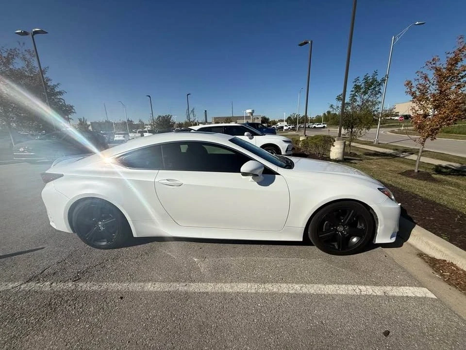 2015 Lexus RC - Image 6 of 12