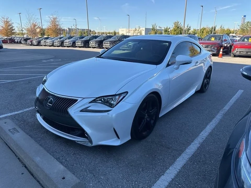 2015 Lexus RC - Image 12 of 12