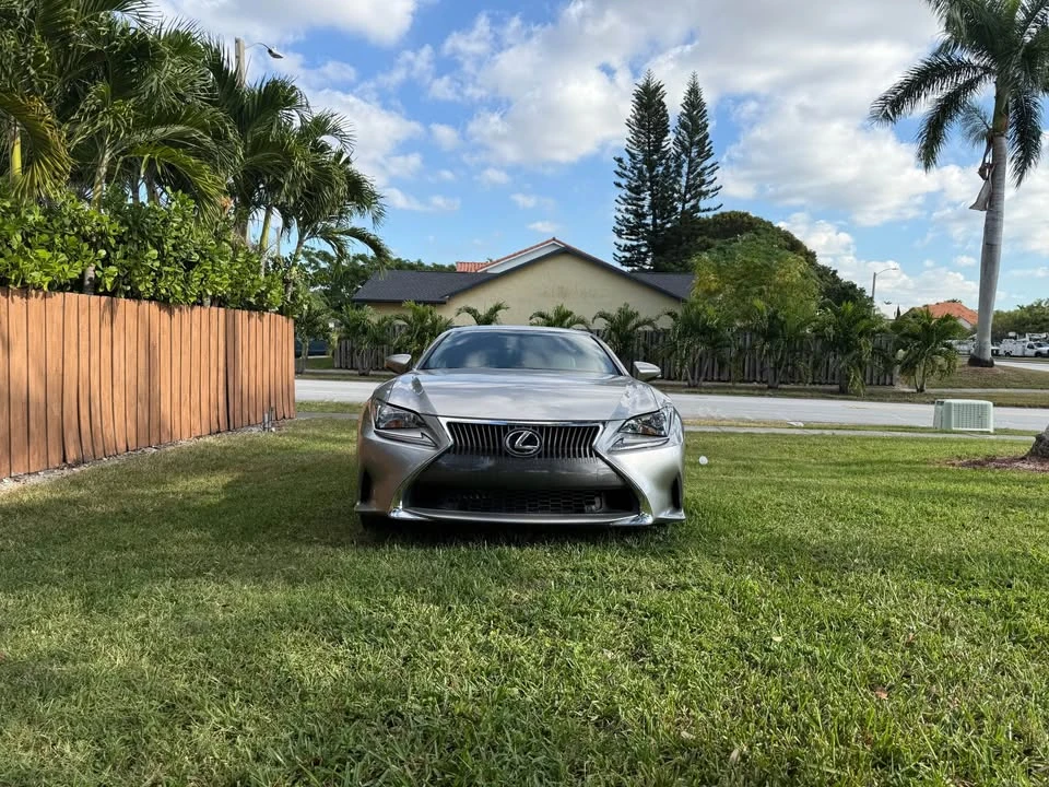 2015 Lexus RC - Image 2 of 7